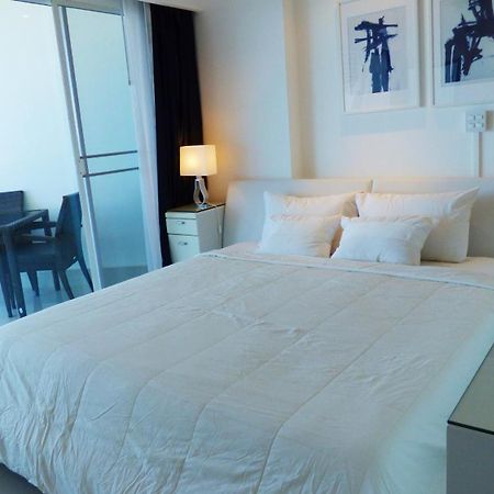 Beautiful Sea View Beach Front Condo Pattaya Exteriör bild