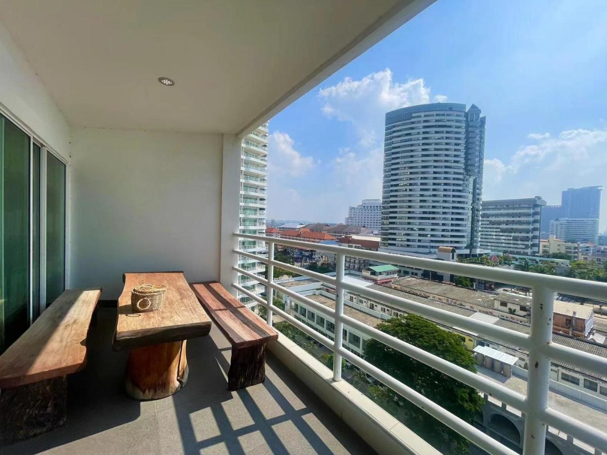Beautiful Sea View Beach Front Condo Pattaya Exteriör bild