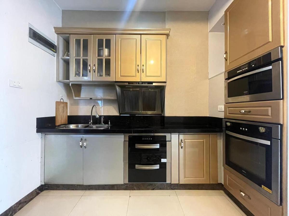 Beautiful Sea View Beach Front Condo Pattaya Exteriör bild