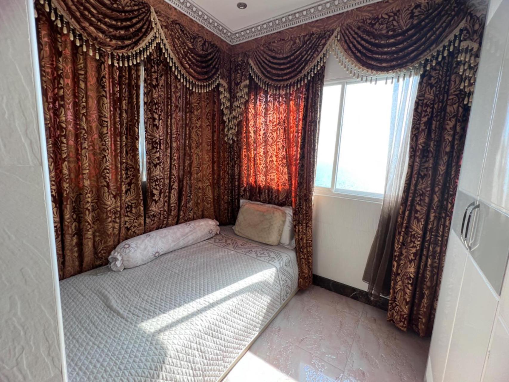 Beautiful Sea View Beach Front Condo Pattaya Exteriör bild