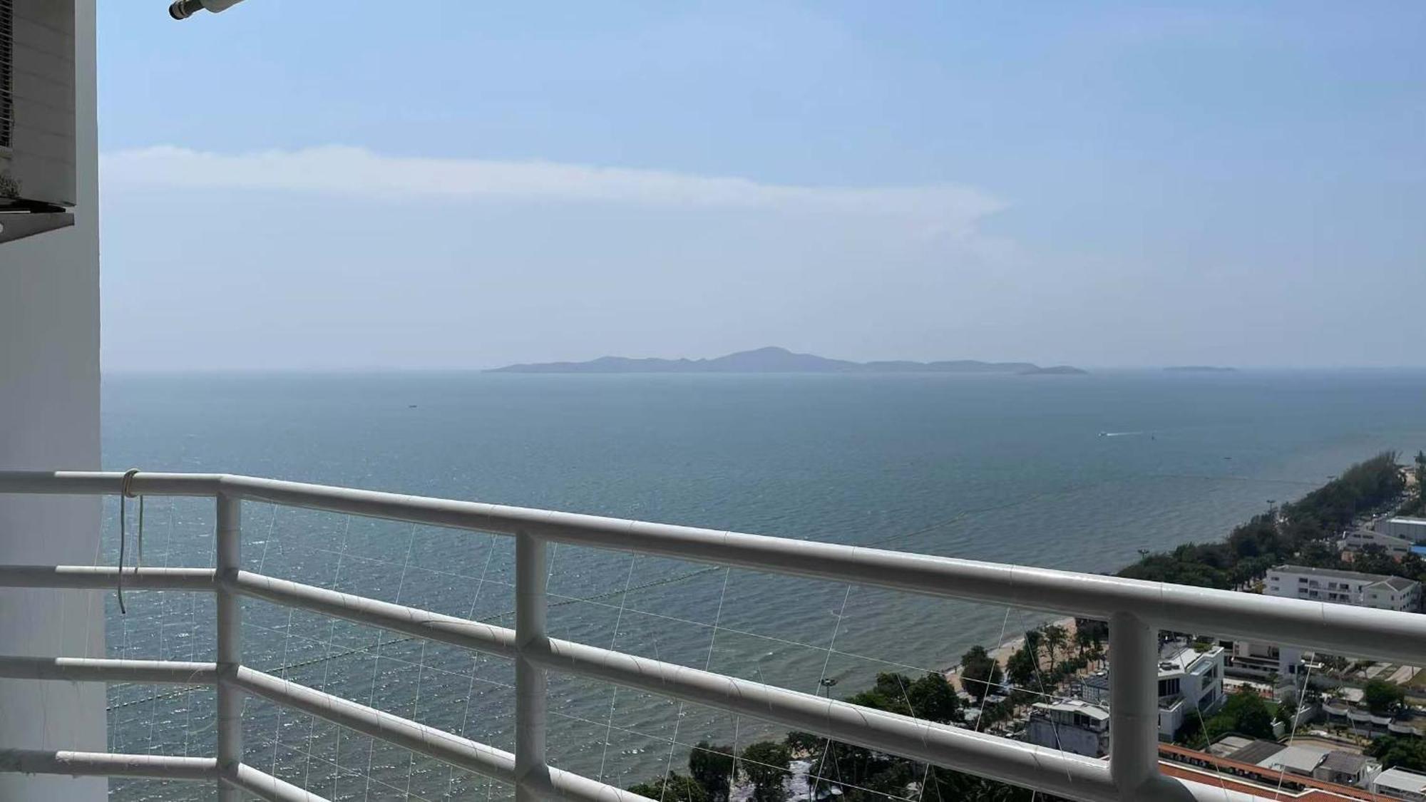 Beautiful Sea View Beach Front Condo Pattaya Exteriör bild